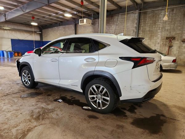 2016 LEXUS NX 300h Luxury