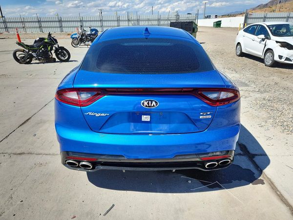 2018 KIA STINGER GT2