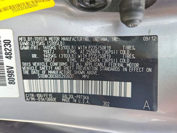 2013 TOYOTA SIENNA