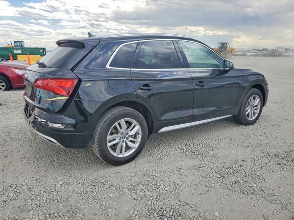2020 AUDI Q5 quattro Premium