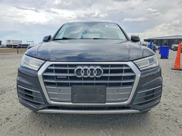 2020 AUDI Q5 quattro Premium