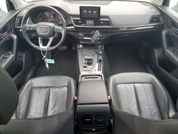 2020 AUDI Q5 quattro Premium