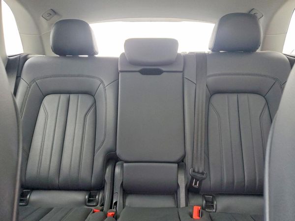 2020 AUDI Q5 quattro Premium