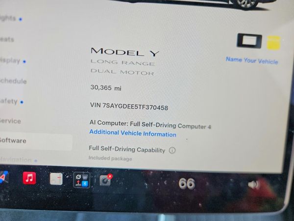 2026 TESLA MODEL Y