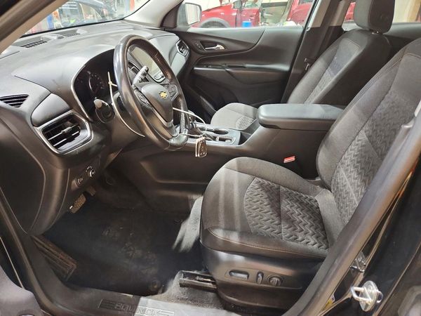 2022 CHEVROLET EQUINOX LT (1LT) — DENT