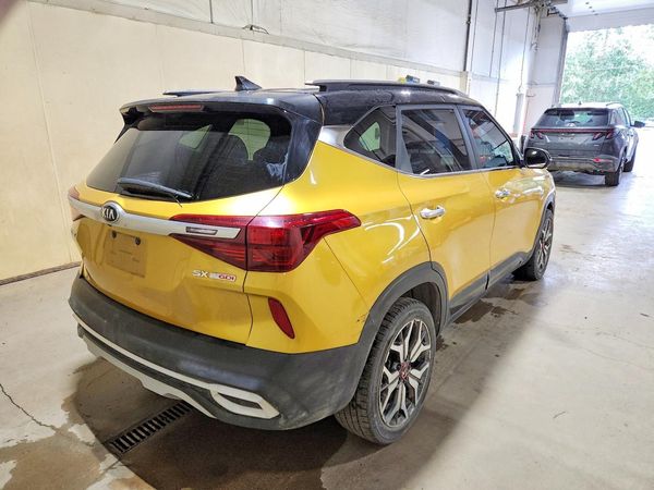 2021 KIA SELTOS SX