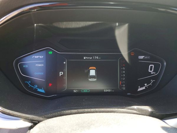 2022 KIA NIRO LX, LXS, LXS SE