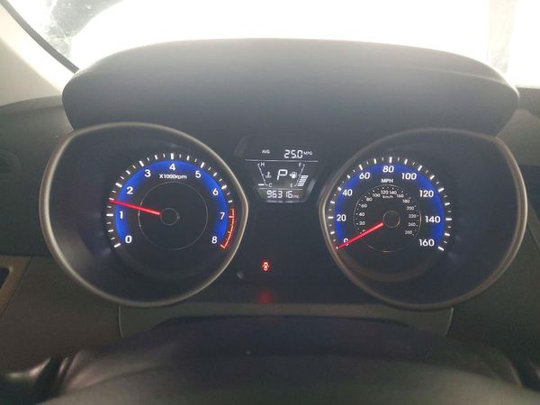 2015 HYUNDAI ELANTRA