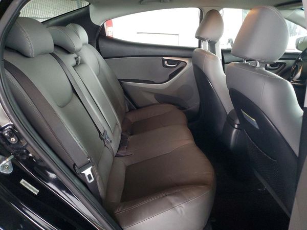2015 HYUNDAI ELANTRA