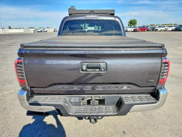 2022 TOYOTA TACOMA