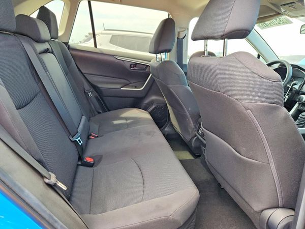 2021 TOYOTA RAV4 LE HV