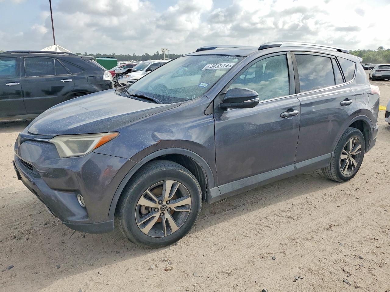 2017 TOYOTA RAV4 XLE