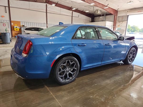 2022 CHRYSLER 300