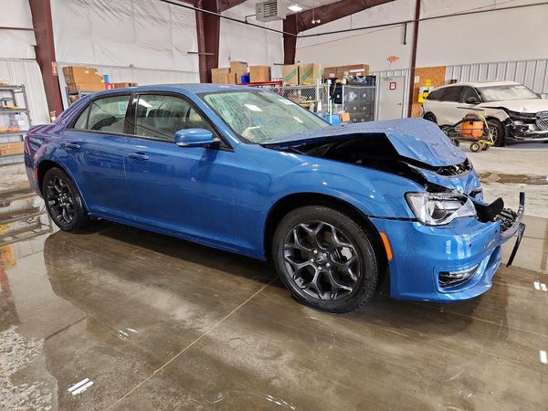 2022 CHRYSLER 300