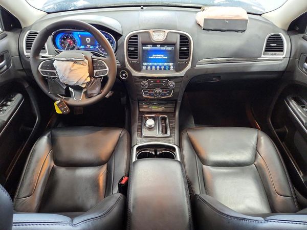 2022 CHRYSLER 300