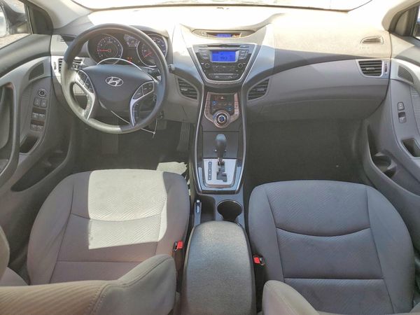 2013 HYUNDAI ELANTRA