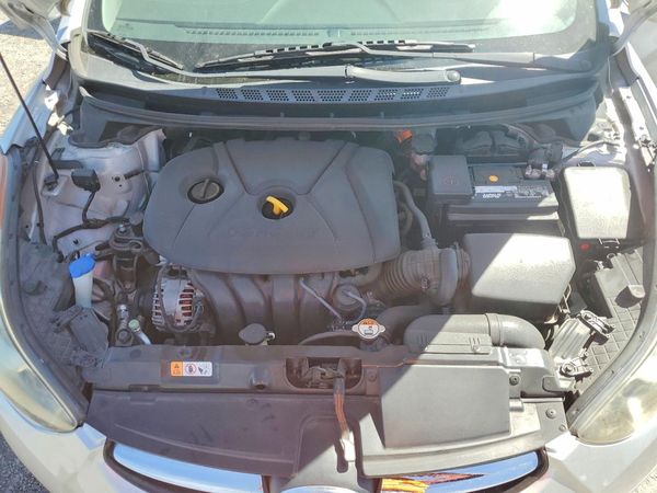 2013 HYUNDAI ELANTRA