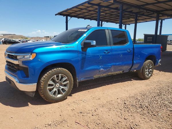 2023 CHEVROLET SILVERADO LT — Front 3/4