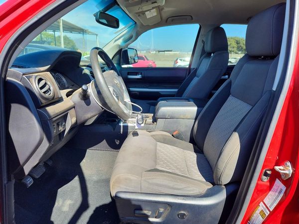 2016 TOYOTA TUNDRA SR/SR5