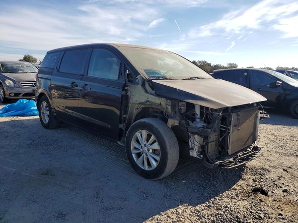 2015 KIA SEDONA L - Low level