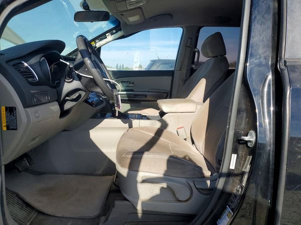 2015 KIA SEDONA L - Low level