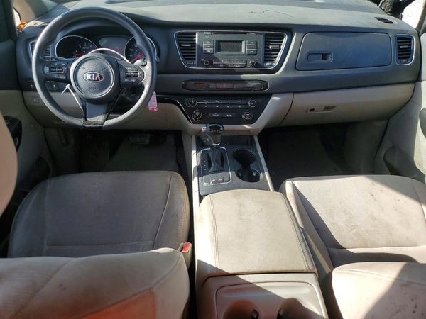 2015 KIA SEDONA L - Low level