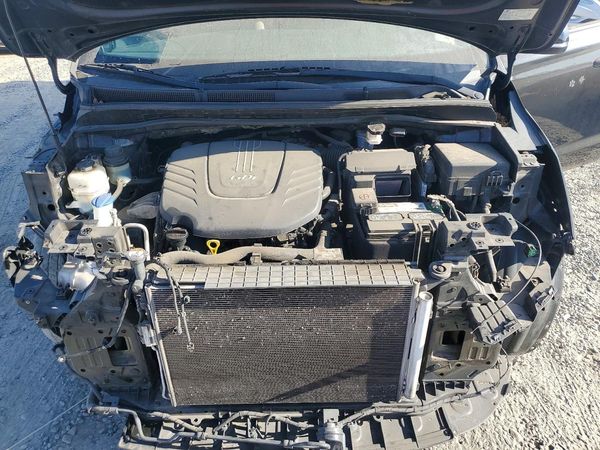 2015 KIA SEDONA L - Low level