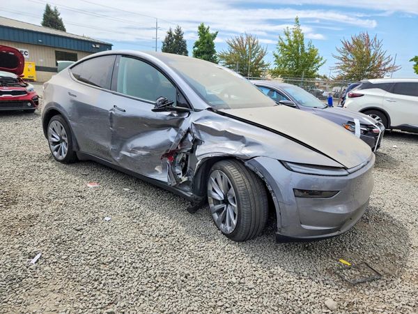 2026 TESLA MODEL Y