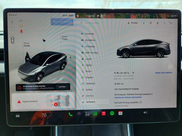 2026 TESLA MODEL Y