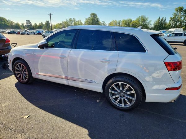 2017 AUDI Q7