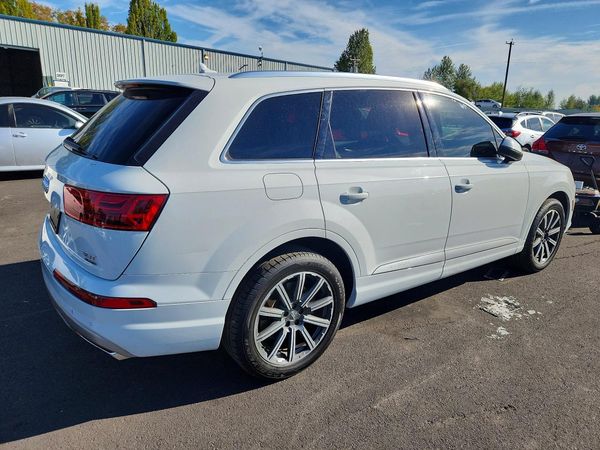 2017 AUDI Q7