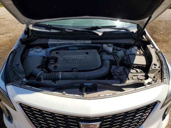 2019 CADILLAC XT4 Premium Luxury