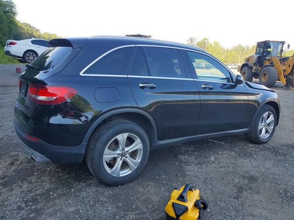 2018 MERCEDES-BENZ GLC GLC 300-4M