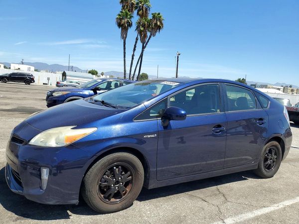 2014 TOYOTA PRIUS