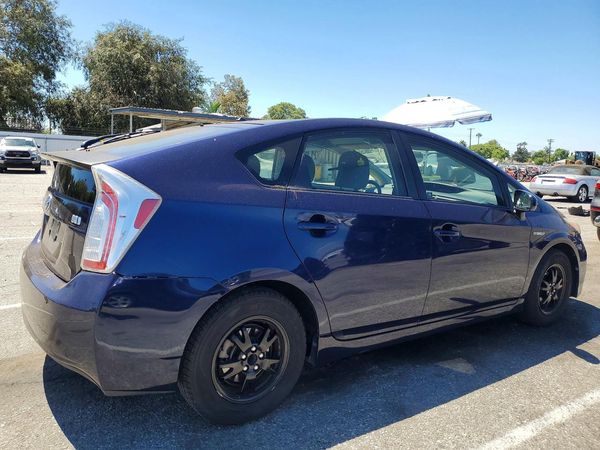 2014 TOYOTA PRIUS