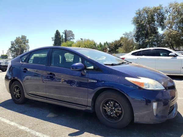 2014 TOYOTA PRIUS