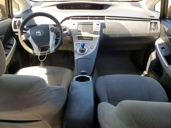 2014 TOYOTA PRIUS