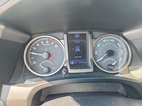 2020 TOYOTA TACOMA SR5
