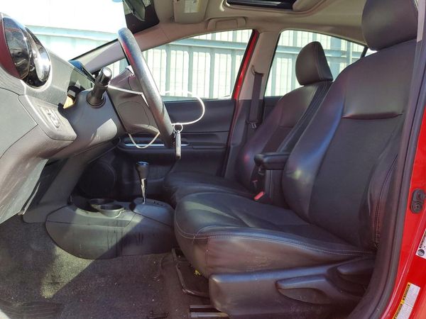 2015 TOYOTA PRIUS — DENT