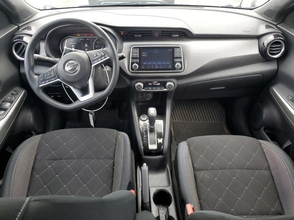 2020 NISSAN KICKS