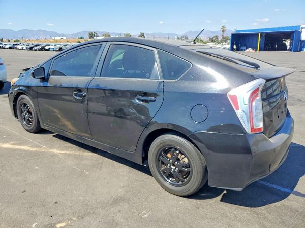 2015 TOYOTA PRIUS