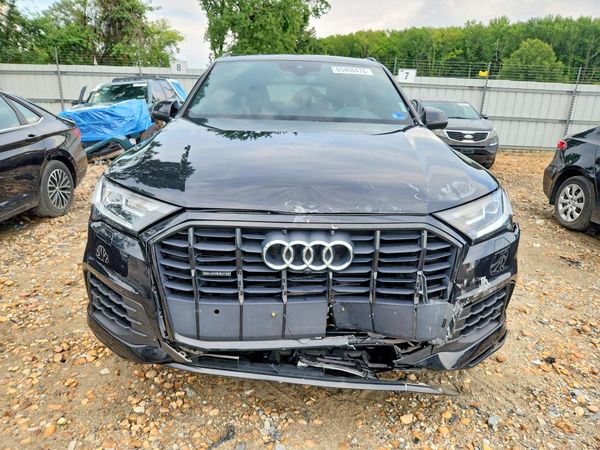 2021 AUDI Q7 quattro Premium