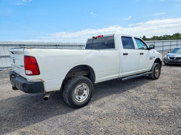 2017 RAM 2500 ST CREW CAB 4X4