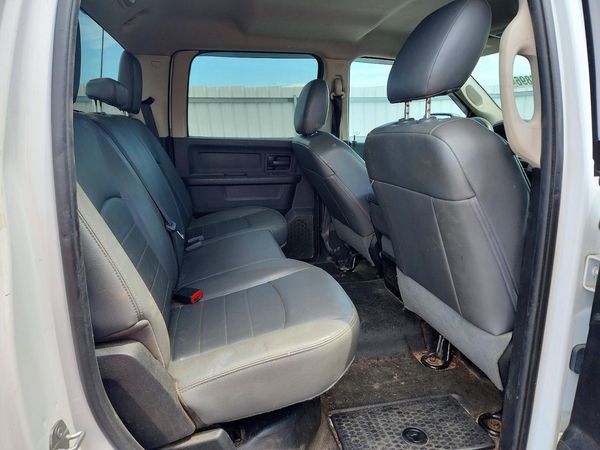 2017 RAM 2500 ST CREW CAB 4X4