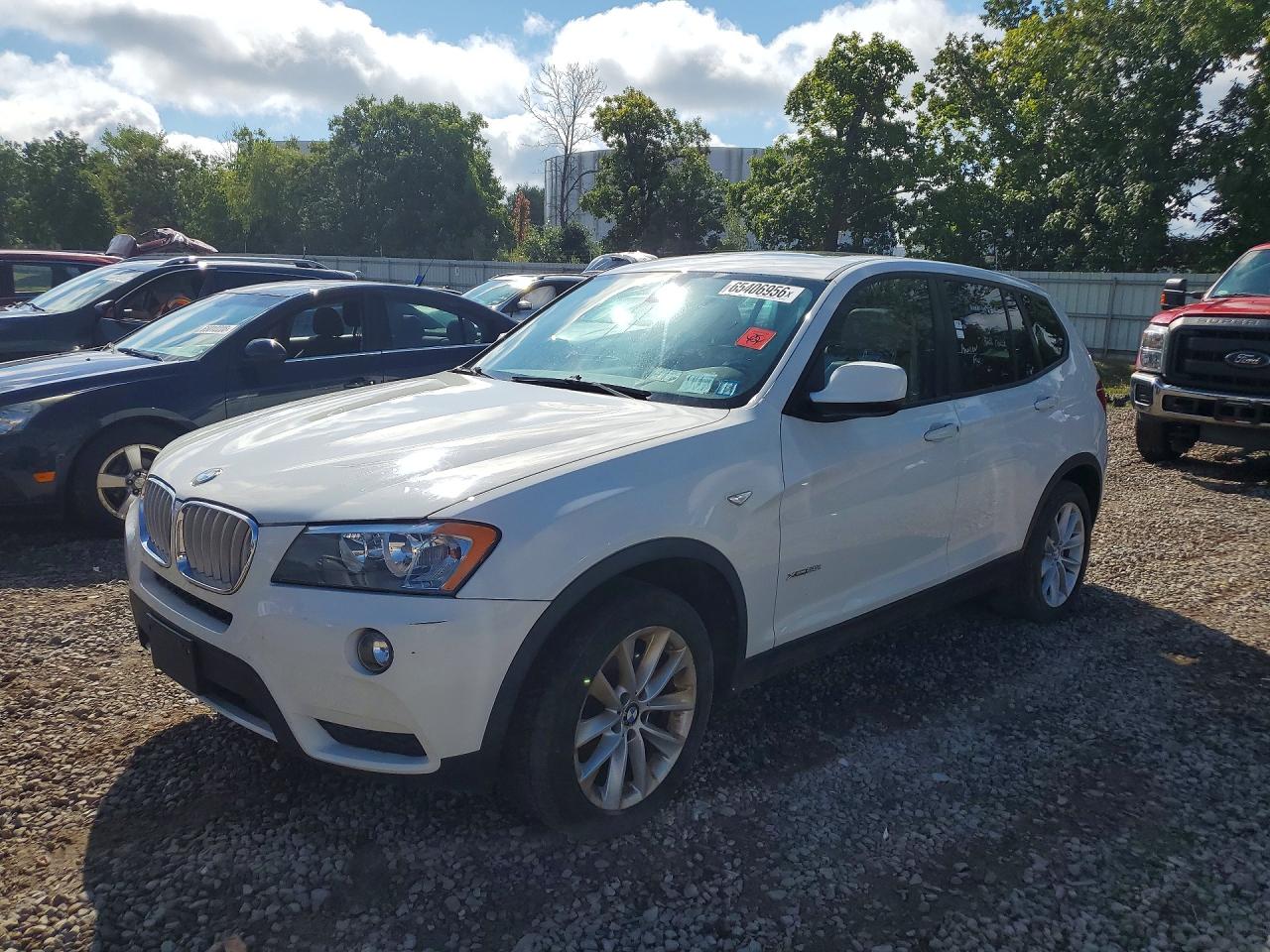 2013 BMW X3 xDrive28i — Front 3/4