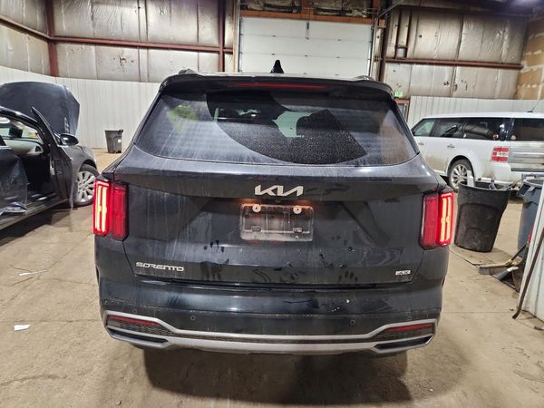 2023 KIA SORENTO
