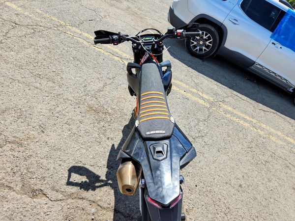 2024 KTM 690