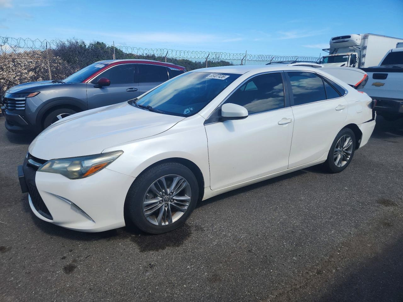 2015 TOYOTA CAMRY