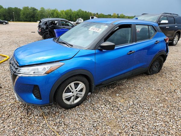 2023 NISSAN KICKS