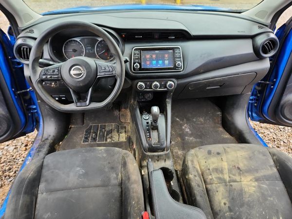 2023 NISSAN KICKS